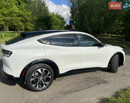 Белый Форд Mustang Mach-E, объемом двигателя 0 л и пробегом 19 тыс. км за 30900 $, фото 6 на Automoto.ua