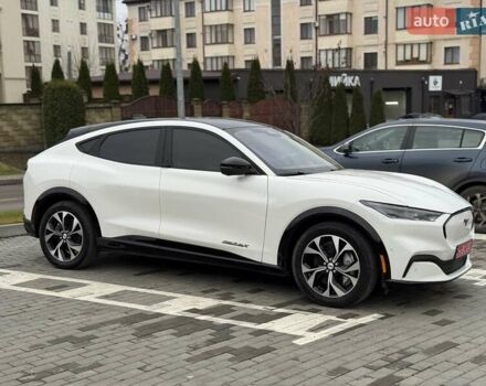 Білий Форд Mustang Mach-E, об'ємом двигуна 0 л та пробігом 34 тис. км за 29500 $, фото 8 на Automoto.ua