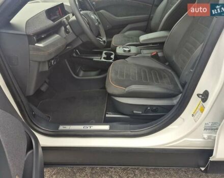 Белый Форд Mustang Mach-E, объемом двигателя 0 л и пробегом 8 тыс. км за 35000 $, фото 18 на Automoto.ua