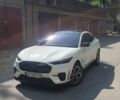 Белый Форд Mustang Mach-E, объемом двигателя 0 л и пробегом 19 тыс. км за 36000 $, фото 1 на Automoto.ua