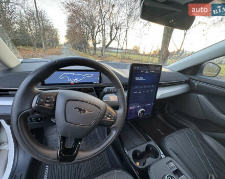 Білий Форд Mustang Mach-E, об'ємом двигуна 0 л та пробігом 39 тис. км за 25500 $, фото 16 на Automoto.ua