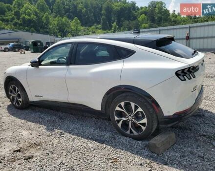 Белый Форд Mustang Mach-E, объемом двигателя 0 л и пробегом 17 тыс. км за 10200 $, фото 2 на Automoto.ua