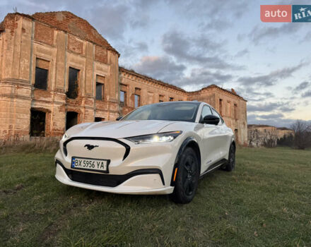 Білий Форд Mustang Mach-E, об'ємом двигуна 0 л та пробігом 39 тис. км за 25500 $, фото 18 на Automoto.ua