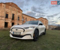 Білий Форд Mustang Mach-E, об'ємом двигуна 0 л та пробігом 39 тис. км за 25500 $, фото 18 на Automoto.ua
