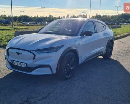 Белый Форд Mustang Mach-E, объемом двигателя 0 л и пробегом 12 тыс. км за 27000 $, фото 35 на Automoto.ua