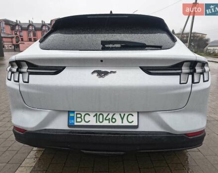 Белый Форд Mustang Mach-E, объемом двигателя 0 л и пробегом 15 тыс. км за 24500 $, фото 15 на Automoto.ua