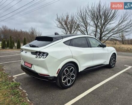 Белый Форд Mustang Mach-E, объемом двигателя 0 л и пробегом 8 тыс. км за 35000 $, фото 25 на Automoto.ua