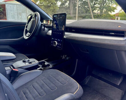 Белый Форд Mustang Mach-E, объемом двигателя 0 л и пробегом 7 тыс. км за 32000 $, фото 22 на Automoto.ua