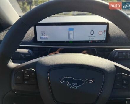 Белый Форд Mustang Mach-E, объемом двигателя 0 л и пробегом 14 тыс. км за 28350 $, фото 4 на Automoto.ua