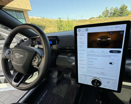 Белый Форд Mustang Mach-E, объемом двигателя 0 л и пробегом 23 тыс. км за 42700 $, фото 56 на Automoto.ua