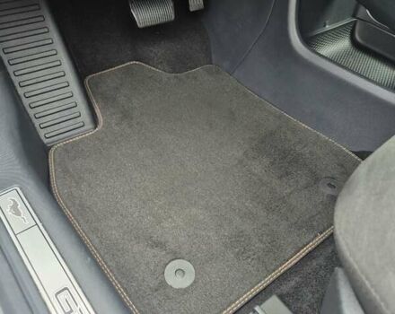 Белый Форд Mustang Mach-E, объемом двигателя 0 л и пробегом 8 тыс. км за 35000 $, фото 3 на Automoto.ua