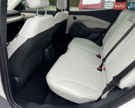 Білий Форд Mustang Mach-E, об'ємом двигуна 0 л та пробігом 34 тис. км за 29500 $, фото 17 на Automoto.ua