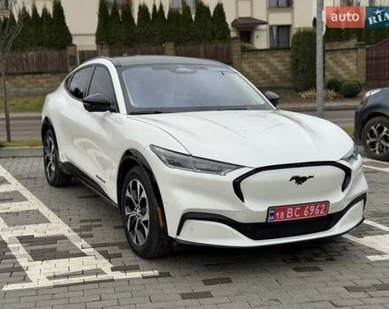 Білий Форд Mustang Mach-E, об'ємом двигуна 0 л та пробігом 34 тис. км за 29500 $, фото 12 на Automoto.ua