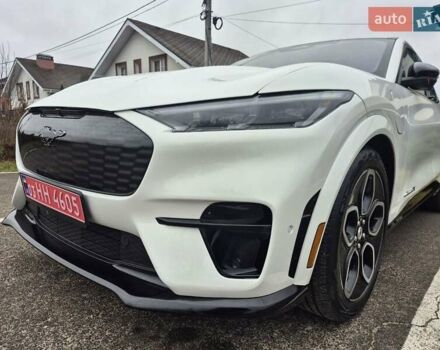 Белый Форд Mustang Mach-E, объемом двигателя 0 л и пробегом 8 тыс. км за 35000 $, фото 20 на Automoto.ua