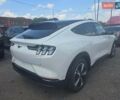 Білий Форд Mustang Mach-E, об'ємом двигуна 0 л та пробігом 3 тис. км за 21000 $, фото 3 на Automoto.ua