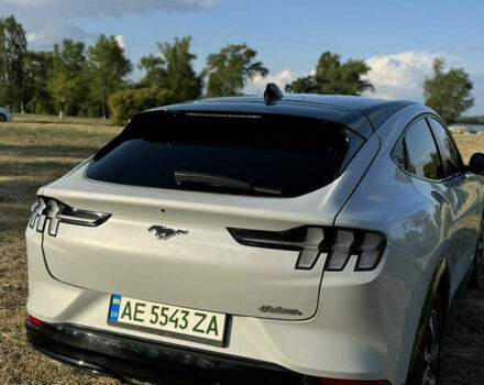 Белый Форд Mustang Mach-E, объемом двигателя 0 л и пробегом 31 тыс. км за 31000 $, фото 6 на Automoto.ua