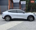 Белый Форд Mustang Mach-E, объемом двигателя 0 л и пробегом 9 тыс. км за 25700 $, фото 5 на Automoto.ua