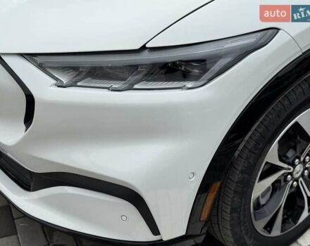 Білий Форд Mustang Mach-E, об'ємом двигуна 0 л та пробігом 34 тис. км за 29500 $, фото 10 на Automoto.ua