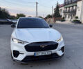 Белый Форд Mustang Mach-E, объемом двигателя 0 л и пробегом 7 тыс. км за 32000 $, фото 1 на Automoto.ua