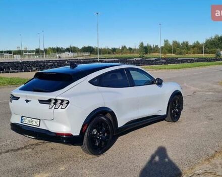 Белый Форд Mustang Mach-E, объемом двигателя 0 л и пробегом 12 тыс. км за 27000 $, фото 10 на Automoto.ua