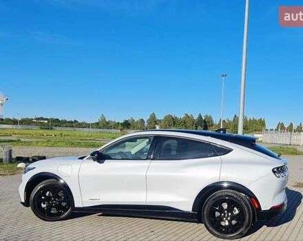 Белый Форд Mustang Mach-E, объемом двигателя 0 л и пробегом 12 тыс. км за 27000 $, фото 33 на Automoto.ua