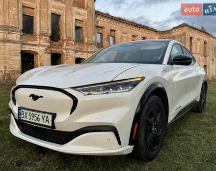 Білий Форд Mustang Mach-E, об'ємом двигуна 0 л та пробігом 39 тис. км за 25500 $, фото 25 на Automoto.ua