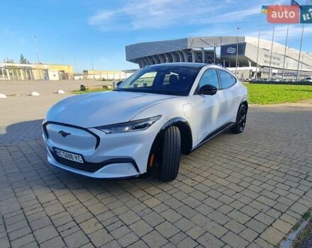 Белый Форд Mustang Mach-E, объемом двигателя 0 л и пробегом 12 тыс. км за 27000 $, фото 9 на Automoto.ua
