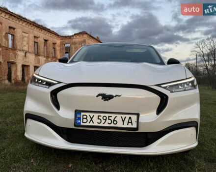 Білий Форд Mustang Mach-E, об'ємом двигуна 0 л та пробігом 39 тис. км за 25500 $, фото 28 на Automoto.ua