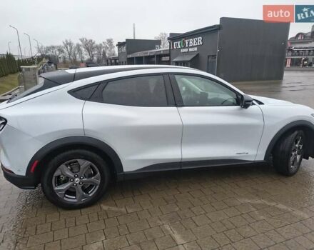 Белый Форд Mustang Mach-E, объемом двигателя 0 л и пробегом 15 тыс. км за 24500 $, фото 17 на Automoto.ua