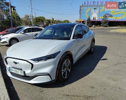 Белый Форд Mustang Mach-E, объемом двигателя 0 л и пробегом 14 тыс. км за 28350 $, фото 13 на Automoto.ua