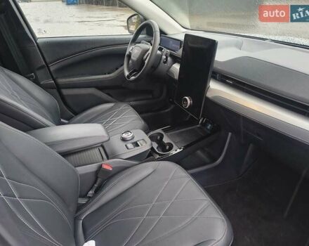 Белый Форд Mustang Mach-E, объемом двигателя 0 л и пробегом 15 тыс. км за 24500 $, фото 36 на Automoto.ua