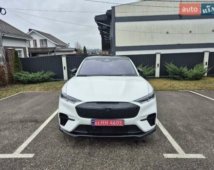 Белый Форд Mustang Mach-E, объемом двигателя 0 л и пробегом 8 тыс. км за 35000 $, фото 28 на Automoto.ua