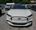 Белый Форд Mustang Mach-E, объемом двигателя 0 л и пробегом 17 тыс. км за 10200 $, фото 4 на Automoto.ua