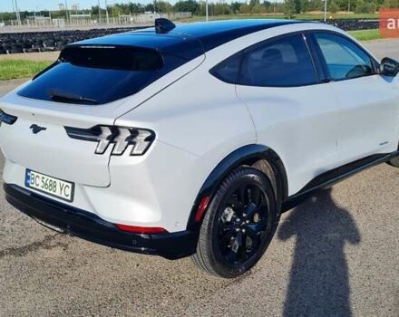 Белый Форд Mustang Mach-E, объемом двигателя 0 л и пробегом 12 тыс. км за 27000 $, фото 14 на Automoto.ua