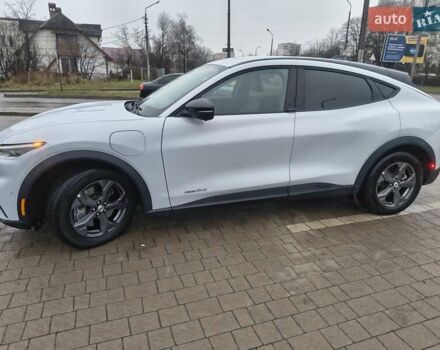 Белый Форд Mustang Mach-E, объемом двигателя 0 л и пробегом 15 тыс. км за 24500 $, фото 7 на Automoto.ua
