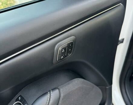 Білий Форд Mustang Mach-E, об'ємом двигуна 0 л та пробігом 39 тис. км за 25500 $, фото 10 на Automoto.ua