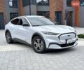 Белый Форд Mustang Mach-E, объемом двигателя 0 л и пробегом 9 тыс. км за 25700 $, фото 2 на Automoto.ua
