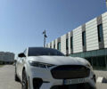 Белый Форд Mustang Mach-E, объемом двигателя 0 л и пробегом 23 тыс. км за 42700 $, фото 19 на Automoto.ua