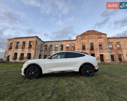 Білий Форд Mustang Mach-E, об'ємом двигуна 0 л та пробігом 39 тис. км за 25500 $, фото 22 на Automoto.ua