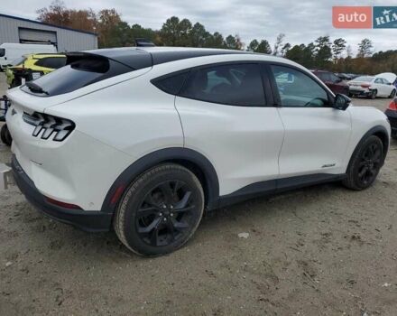 Белый Форд Mustang Mach-E, объемом двигателя 0 л и пробегом 13 тыс. км за 11900 $, фото 2 на Automoto.ua