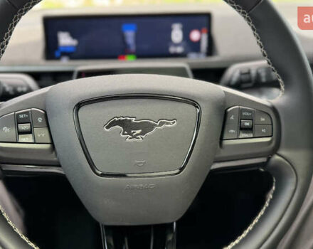 Білий Форд Mustang Mach-E, об'ємом двигуна 0 л та пробігом 6 тис. км за 36500 $, фото 15 на Automoto.ua