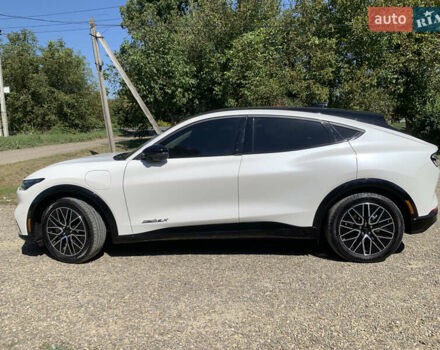 Белый Форд Mustang Mach-E, объемом двигателя 0 л и пробегом 2 тыс. км за 29000 $, фото 7 на Automoto.ua