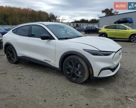 Белый Форд Mustang Mach-E, объемом двигателя 0 л и пробегом 13 тыс. км за 11900 $, фото 3 на Automoto.ua