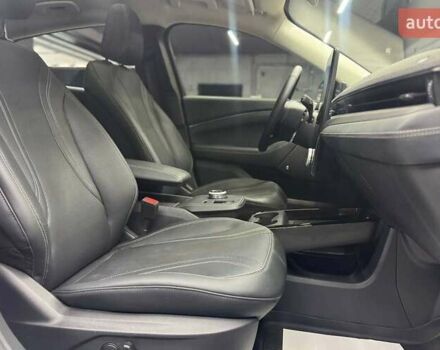 Білий Форд Mustang Mach-E, об'ємом двигуна 0 л та пробігом 2 тис. км за 26900 $, фото 13 на Automoto.ua