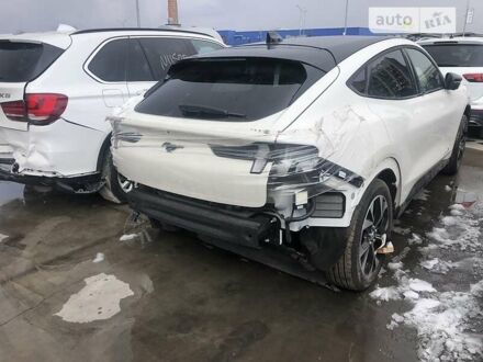 Форд Mustang Mach-E 2021 у Ужгороді на Automoto.ua Білий Форд Mustang Mach-E, об'ємом двигуна 0 л та пробігом 22 тис. км за 42000 $, фото 1 на Automoto.ua