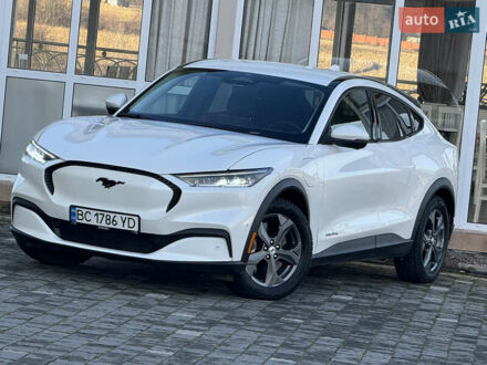 Білий Форд Mustang Mach-E, об'ємом двигуна 0 л та пробігом 60 тис. км за 21000 $, фото 1 на Automoto.ua