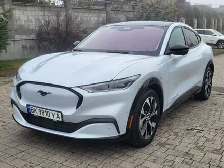 Білий Форд Mustang Mach-E, об'ємом двигуна 0 л та пробігом 77 тис. км за 26800 $, фото 1 на Automoto.ua