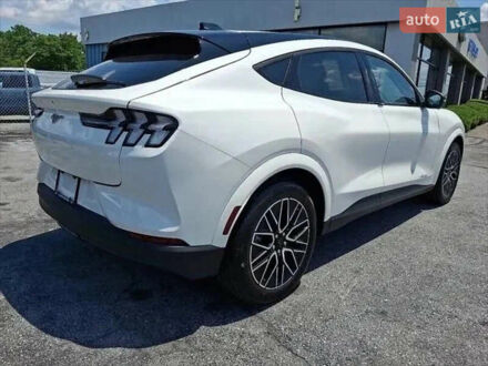 Форд Mustang Mach-E 2023 в Одессе на Automoto.ua Белый Форд Mustang Mach-E, объемом двигателя 0 л и пробегом 11 тыс. км за 19500 $, фото 1 на Automoto.ua
