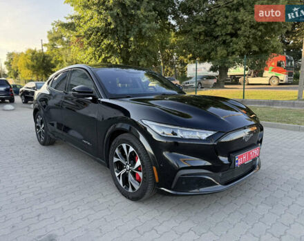 Черный Форд Mustang Mach-E, объемом двигателя 0 л и пробегом 186 тыс. км за 23500 $, фото 2 на Automoto.ua