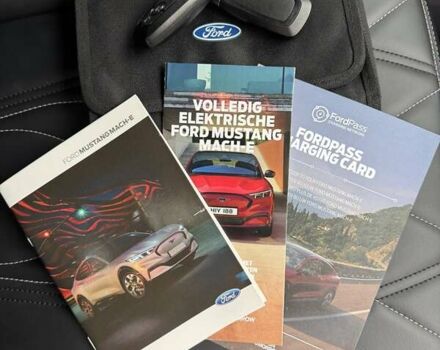 Чорний Форд Mustang Mach-E, об'ємом двигуна 0 л та пробігом 171 тис. км за 22700 $, фото 78 на Automoto.ua